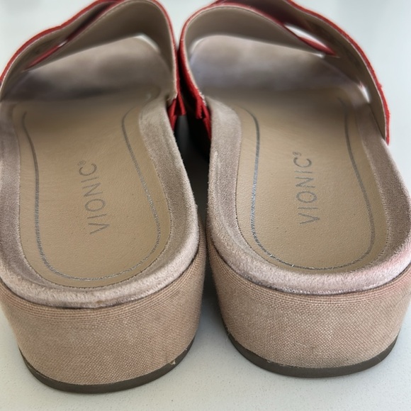 Vionic Hayden Red Leather Wedge Platform Slides Sandals Size 8.5 - Picture 7 of 13